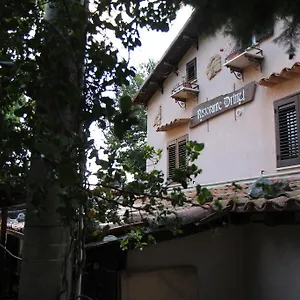 Alloggio per agriturismo Casale Drinzi, Collesano